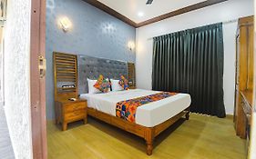 Fabhotel Bay Boutique By Foxtale